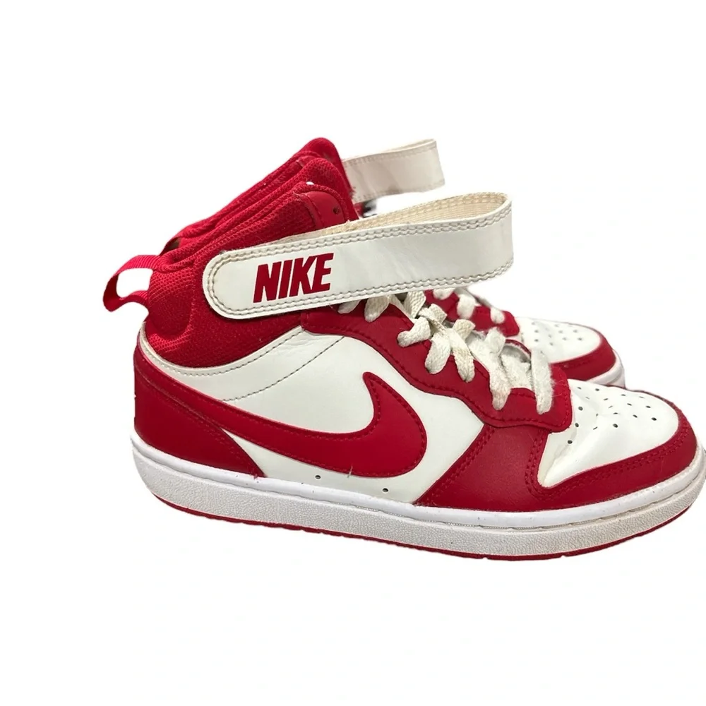 Nike Big Kid Court Borough Mid 2 Sneakers Red and White size 3.5Y
